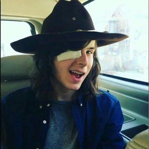 Meet your Posher, Taylor